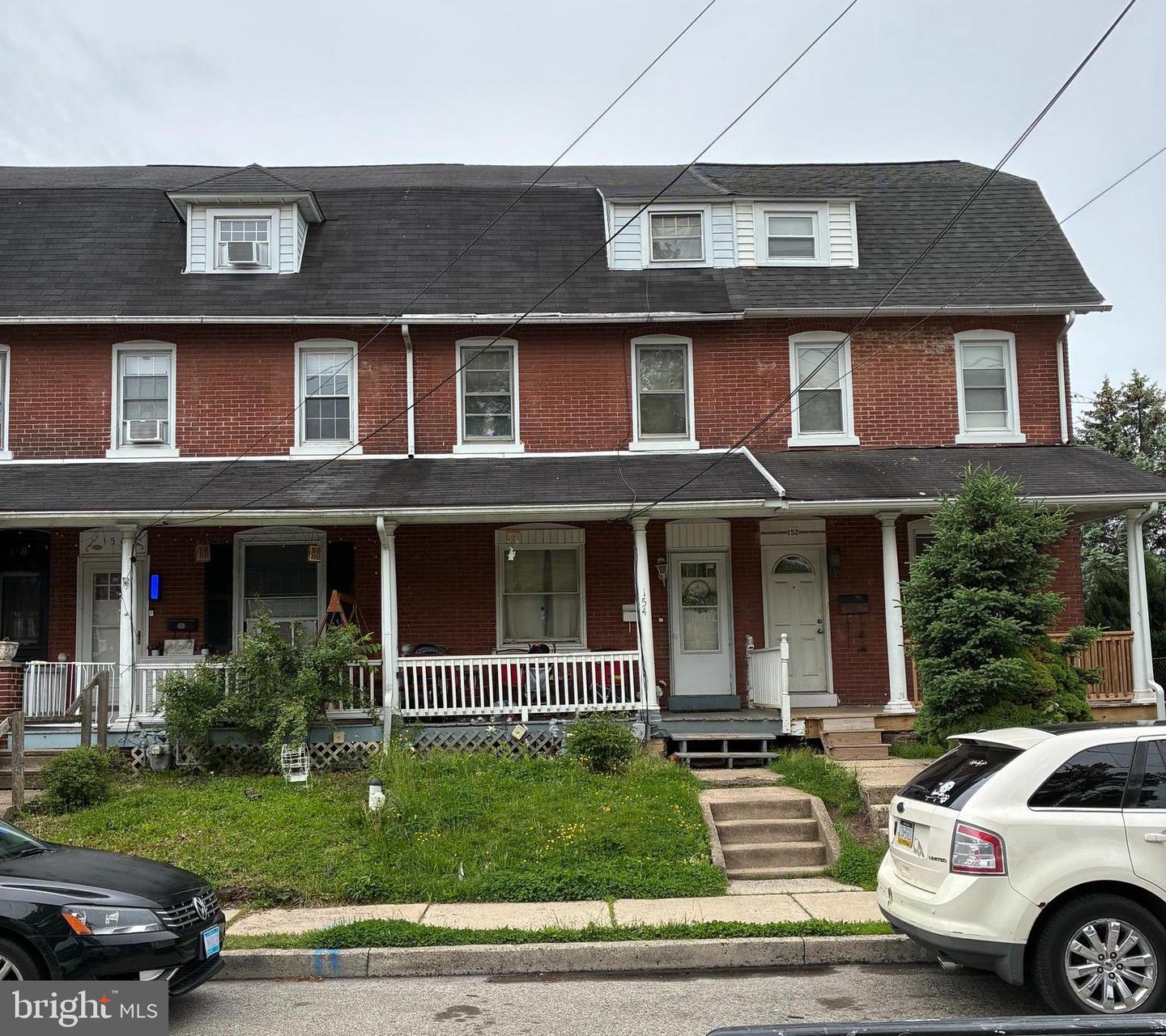 154 SECOND Property Photo 1