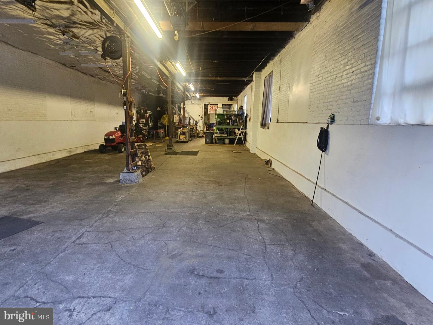 26 E High St Property Photo 16