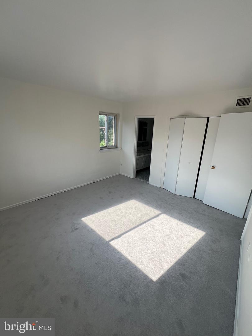 1570 The Fairway #507e Property Photo 12