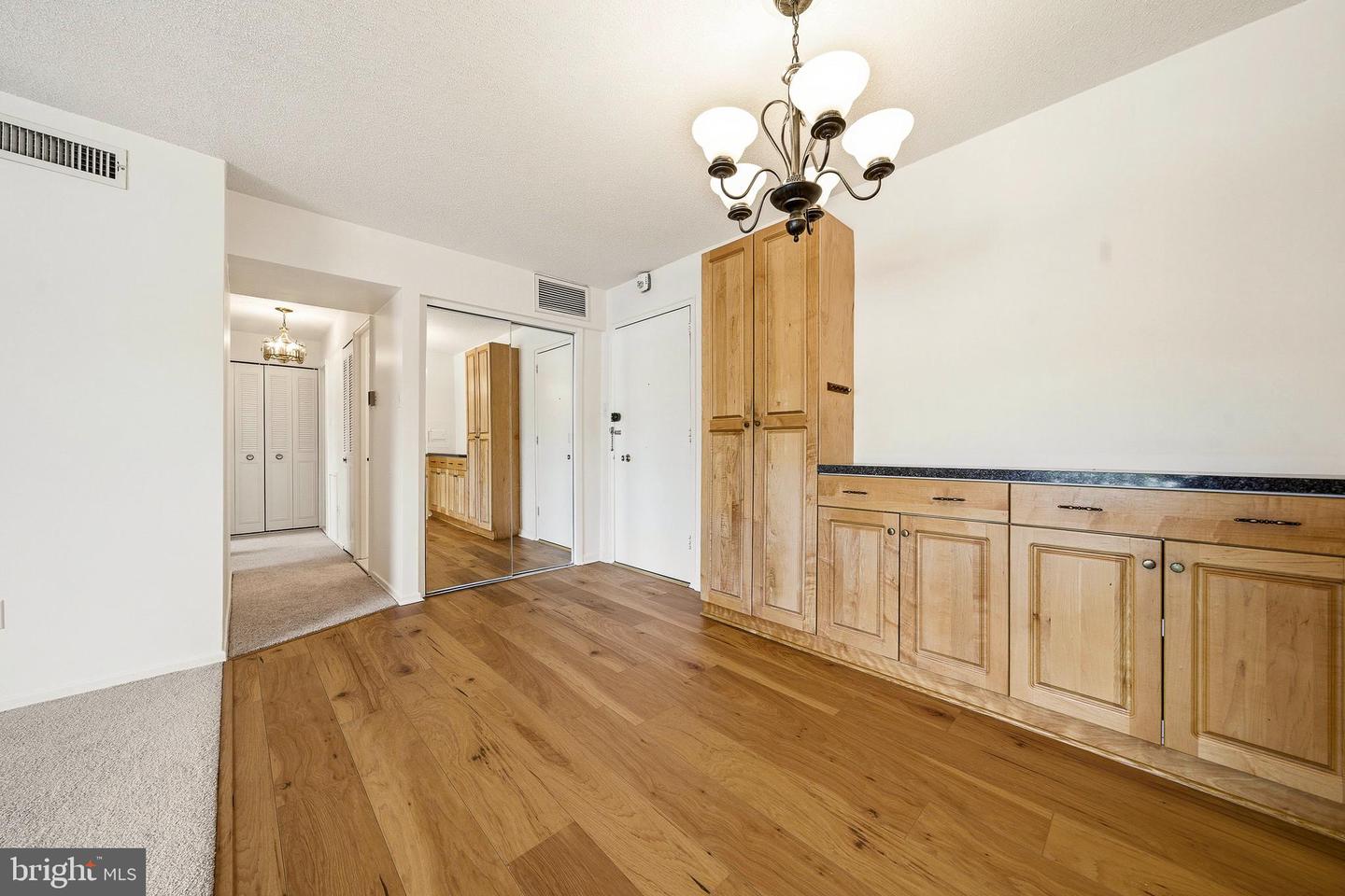 1570 The Fairway #312 E Property Photo 8