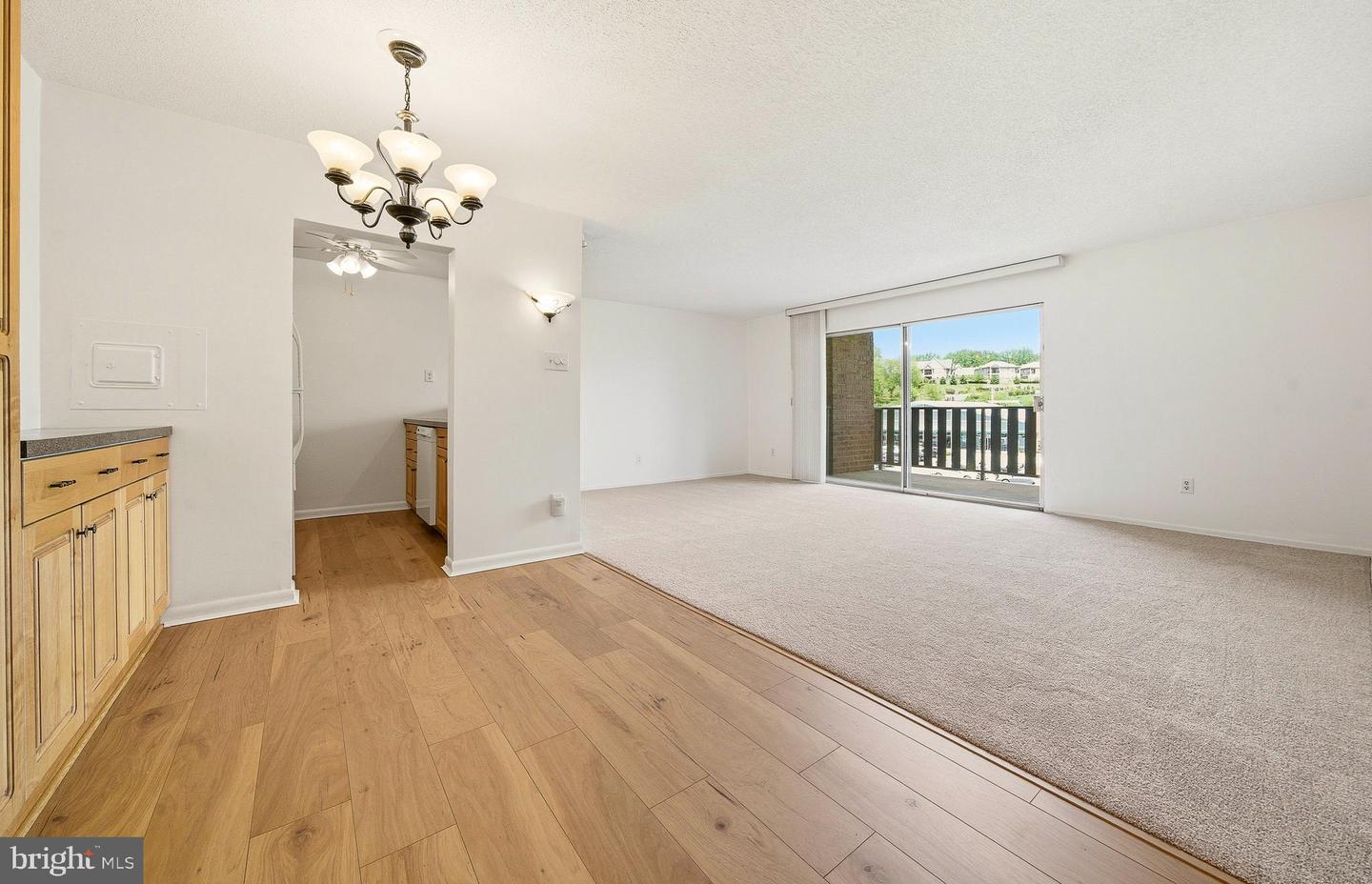 1570 The Fairway #312 E Property Photo 10