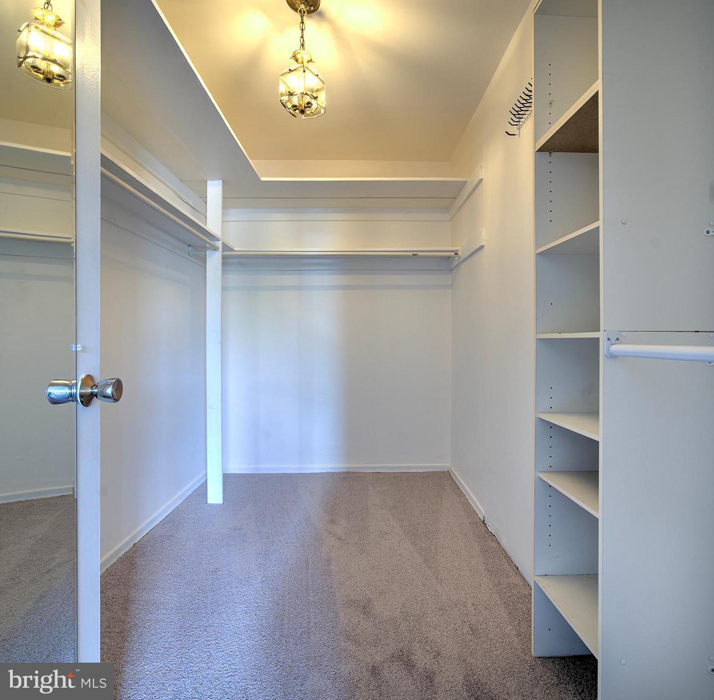 1570 The Fairway #312 E Property Photo 12