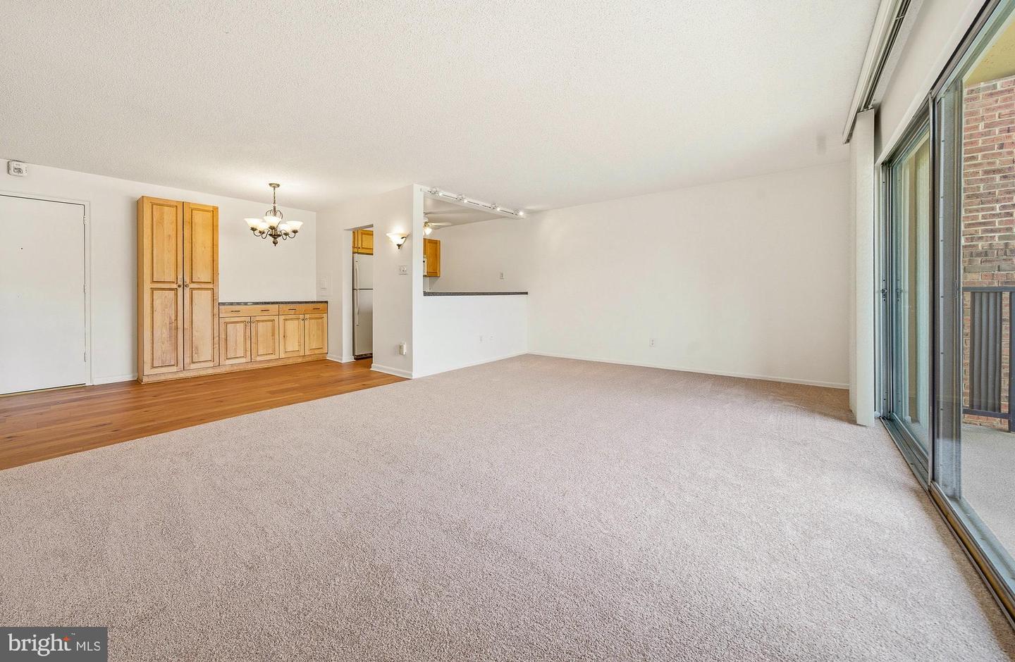 1570 The Fairway #312 E Property Photo 27