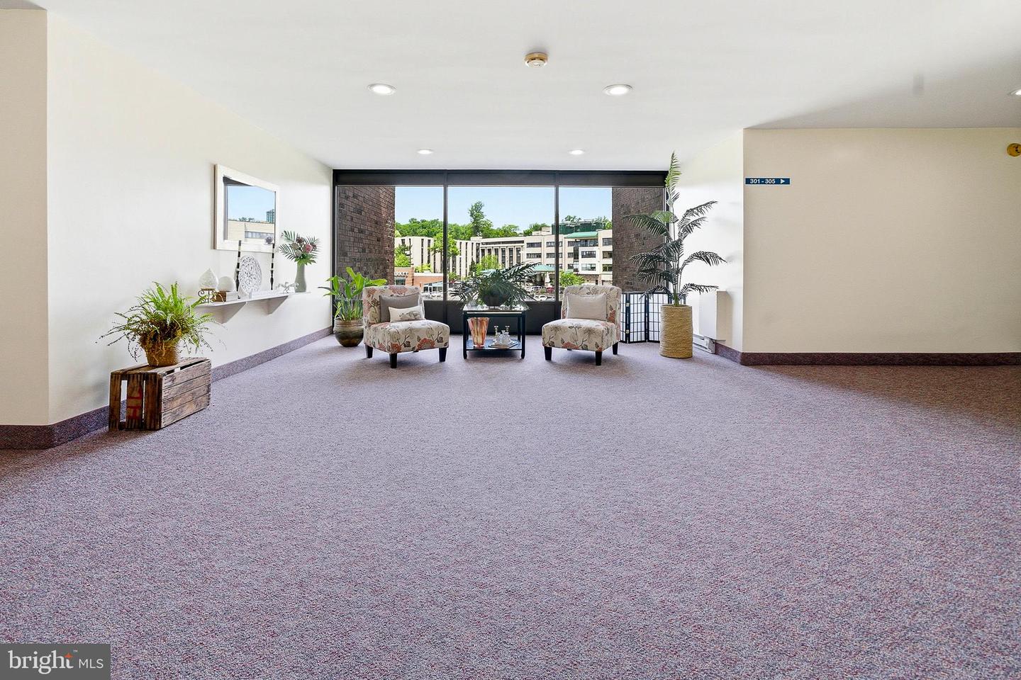 1570 The Fairway #312 E Property Photo 42