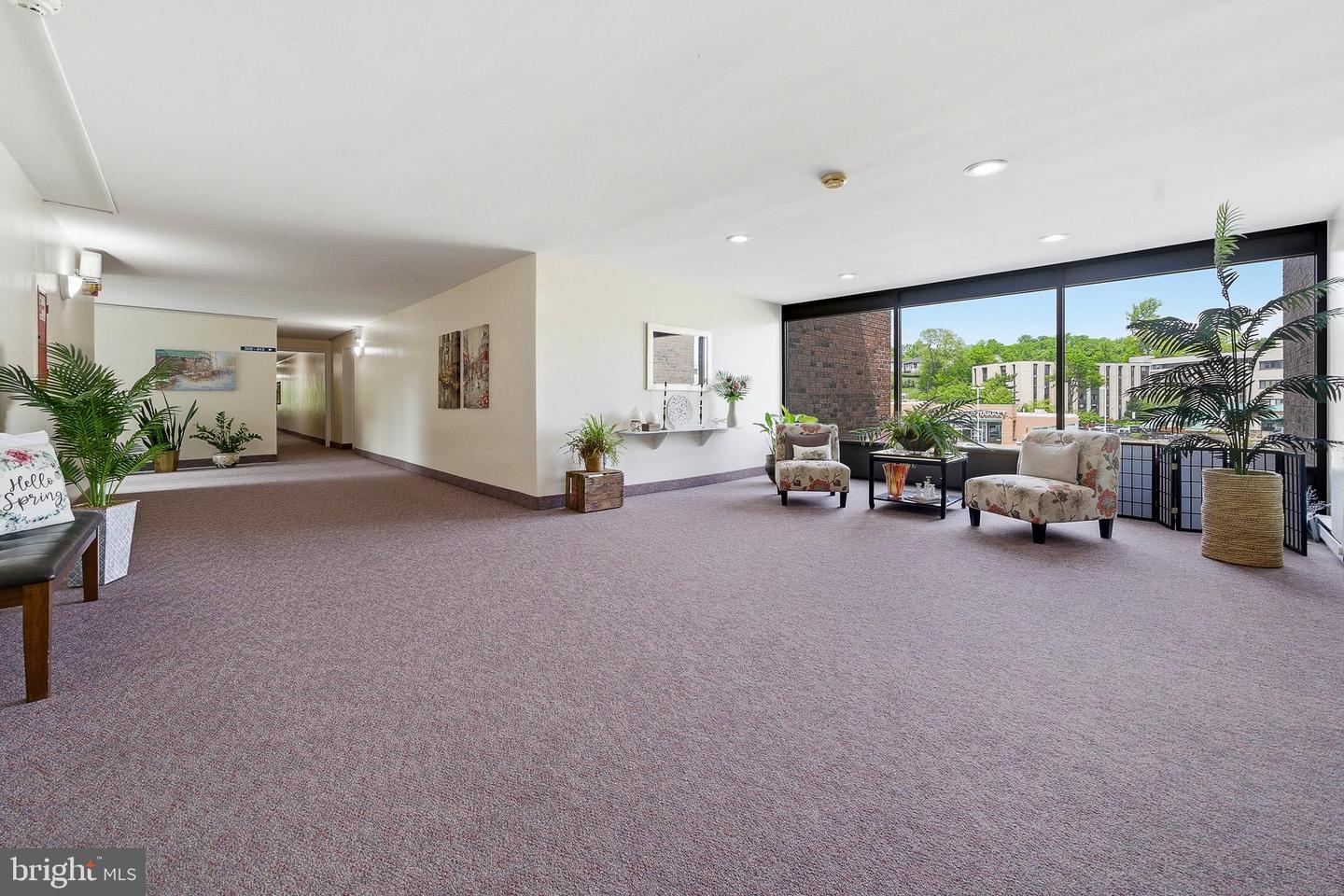 1570 The Fairway #312 E Property Photo 43