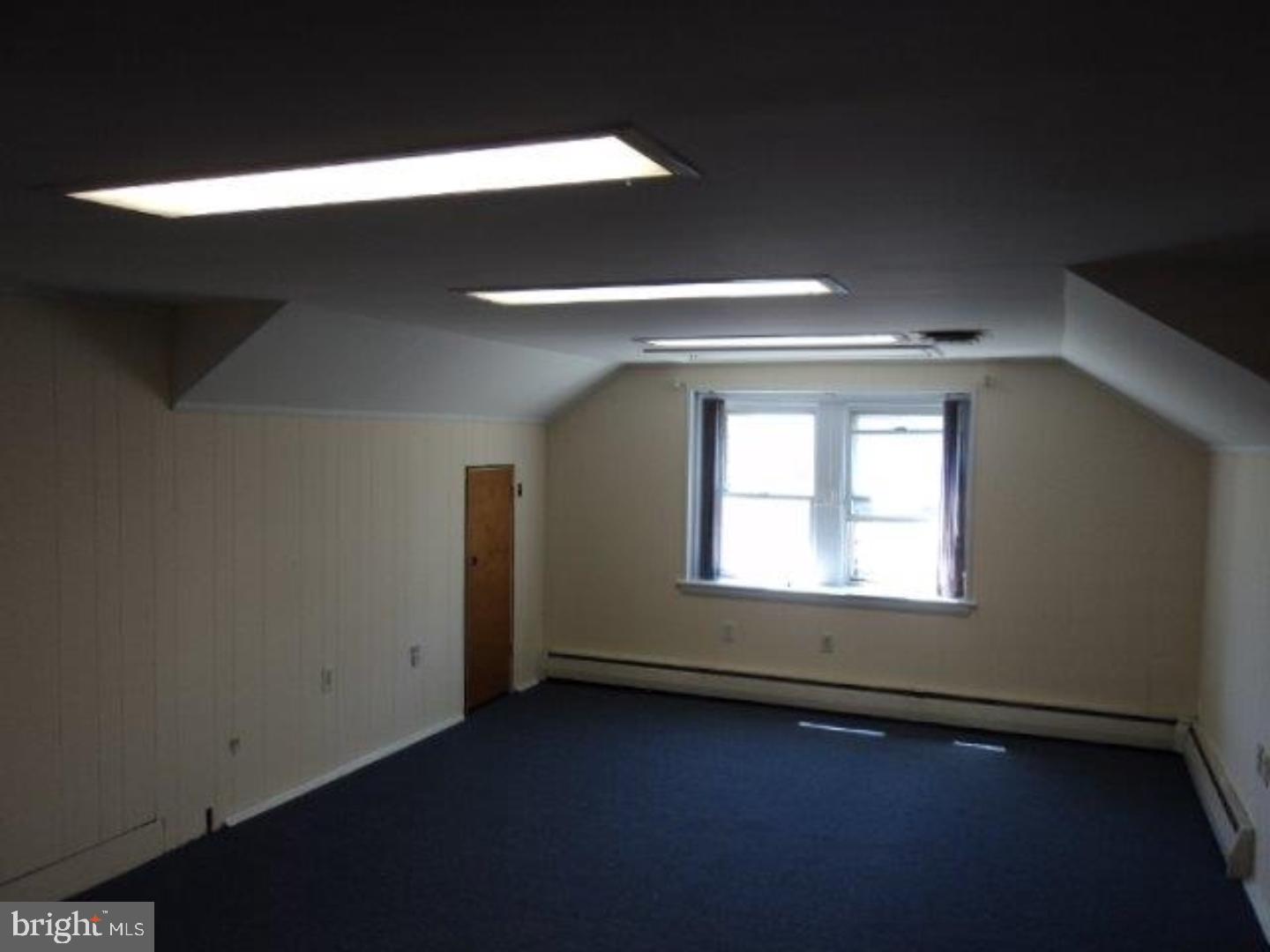 2111 Dekalb Pike Property Photo 21