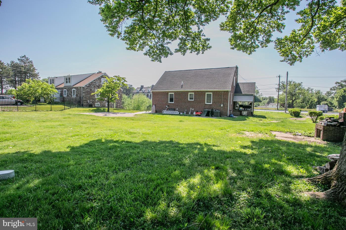 2107 Dekalb Pike Property Photo 8