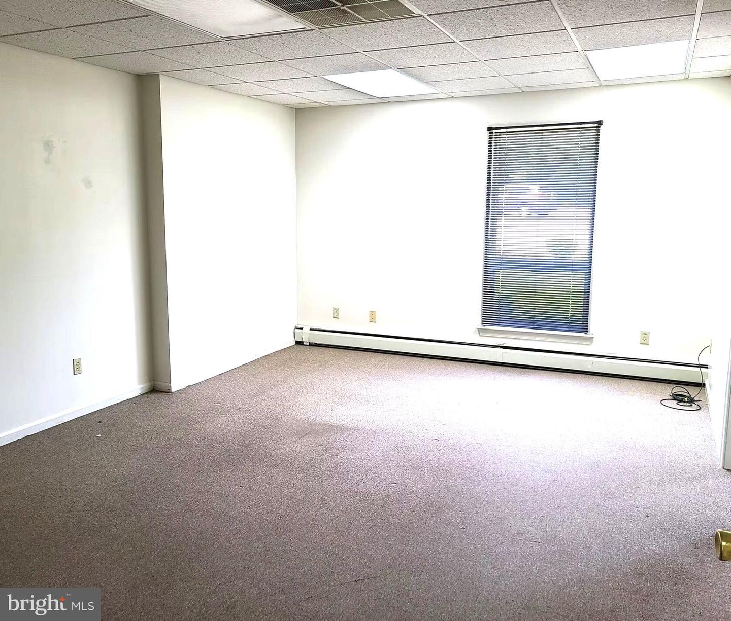 349-north N York Rd #ste 202 Property Photo 6