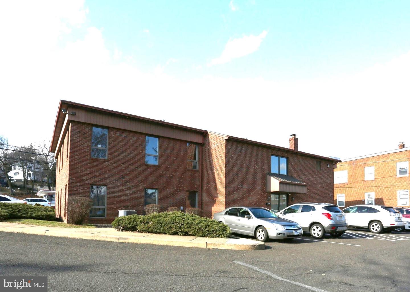 349-north N York Rd #ste 202 Property Photo 11
