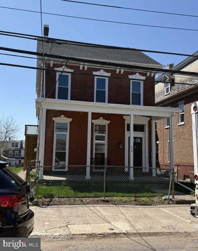 436 South St Property Photo 1