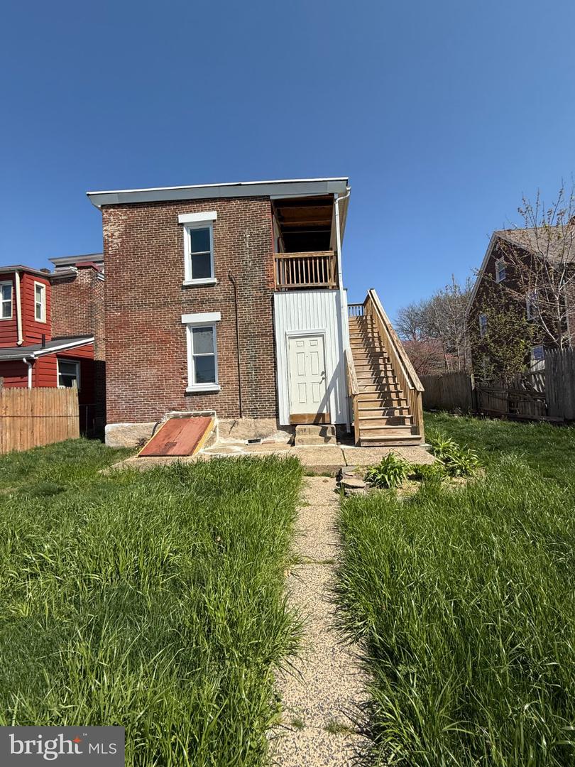 436 South St Property Photo 2