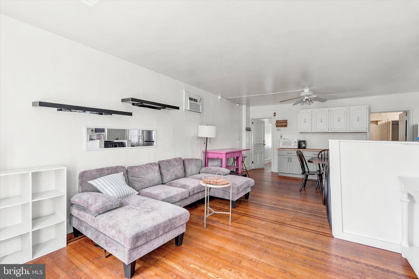1038 W Lancaster Ave #1040-a1 Property Photo 8