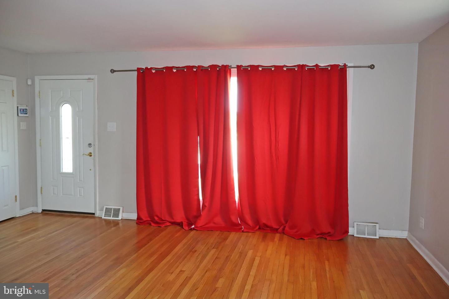 1317 Fitzwatertown Rd Property Photo 13