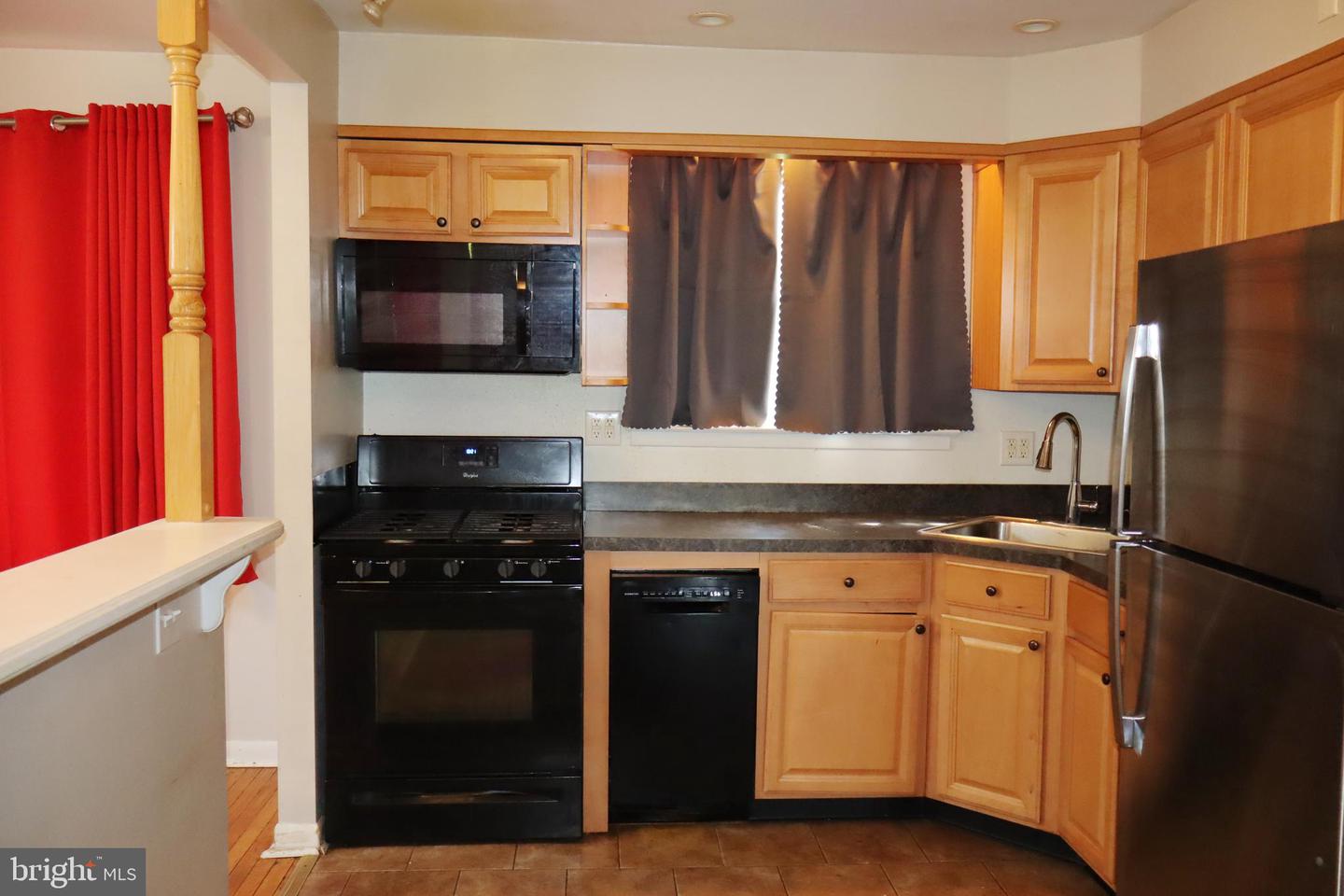 1317 Fitzwatertown Rd Property Photo 17