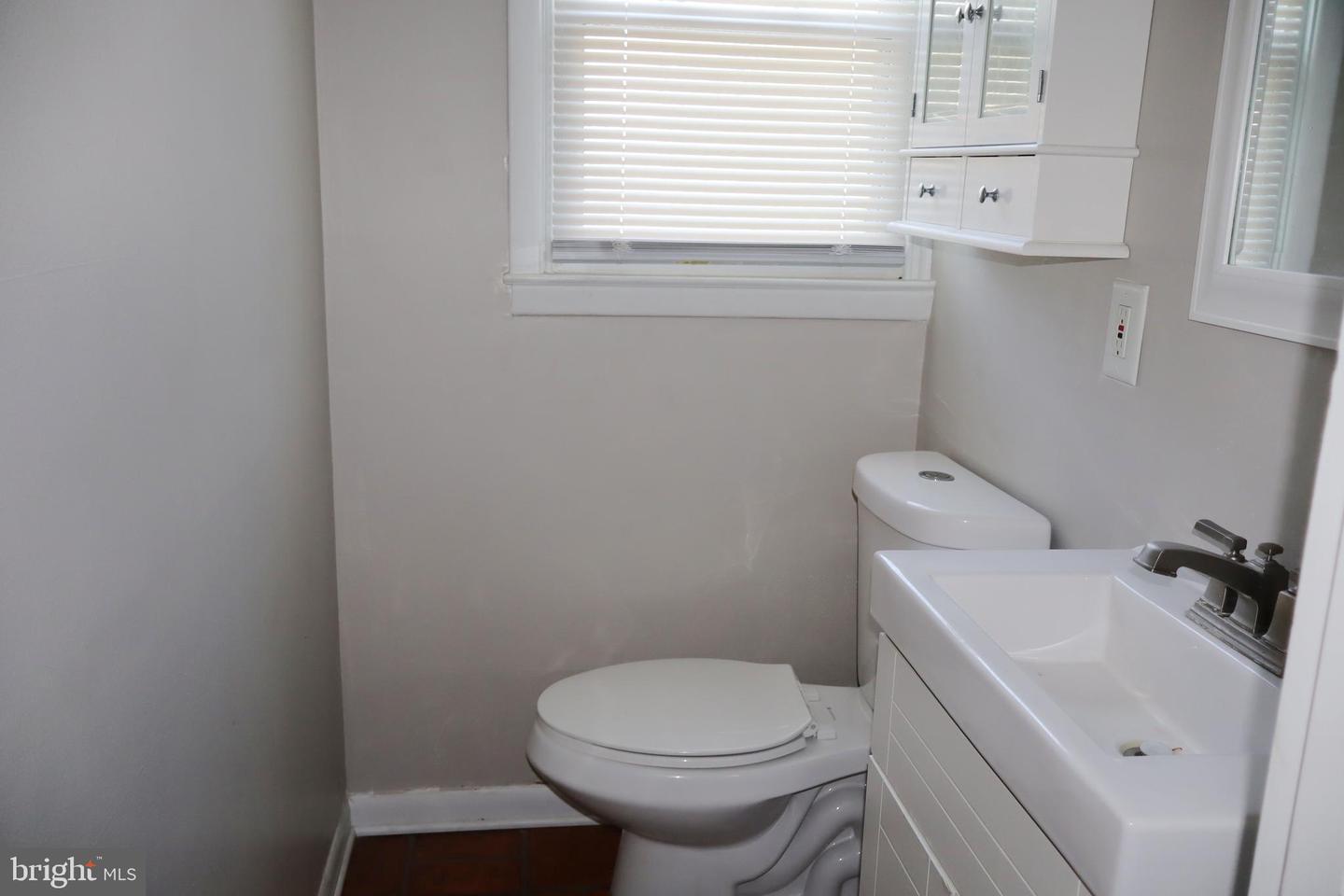 1317 Fitzwatertown Rd Property Photo 24