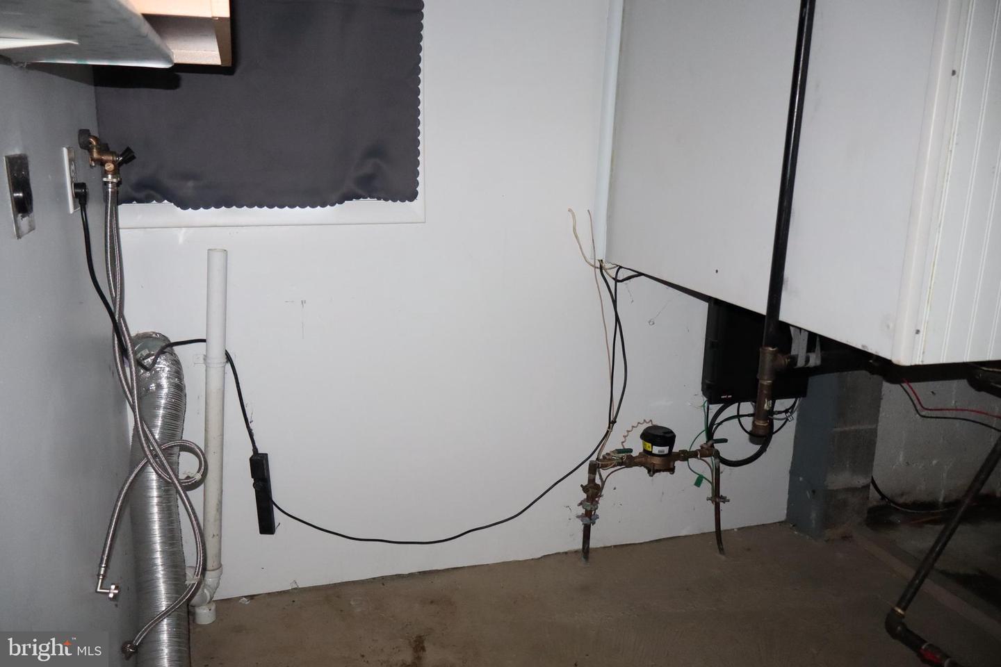 1317 Fitzwatertown Rd Property Photo 27