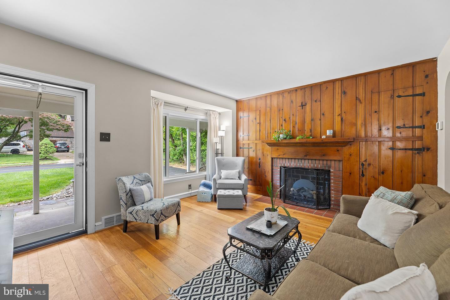 1029 Old Huntingdon Pike # Property Photo 5