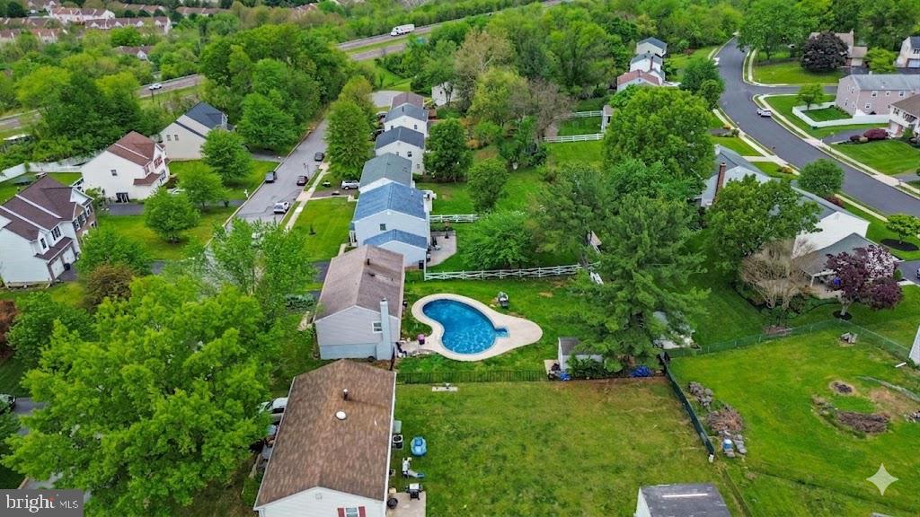 908 Mennonite Rd Property Photo 6