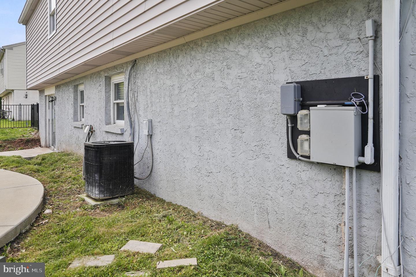 908 Mennonite Rd Property Photo 32