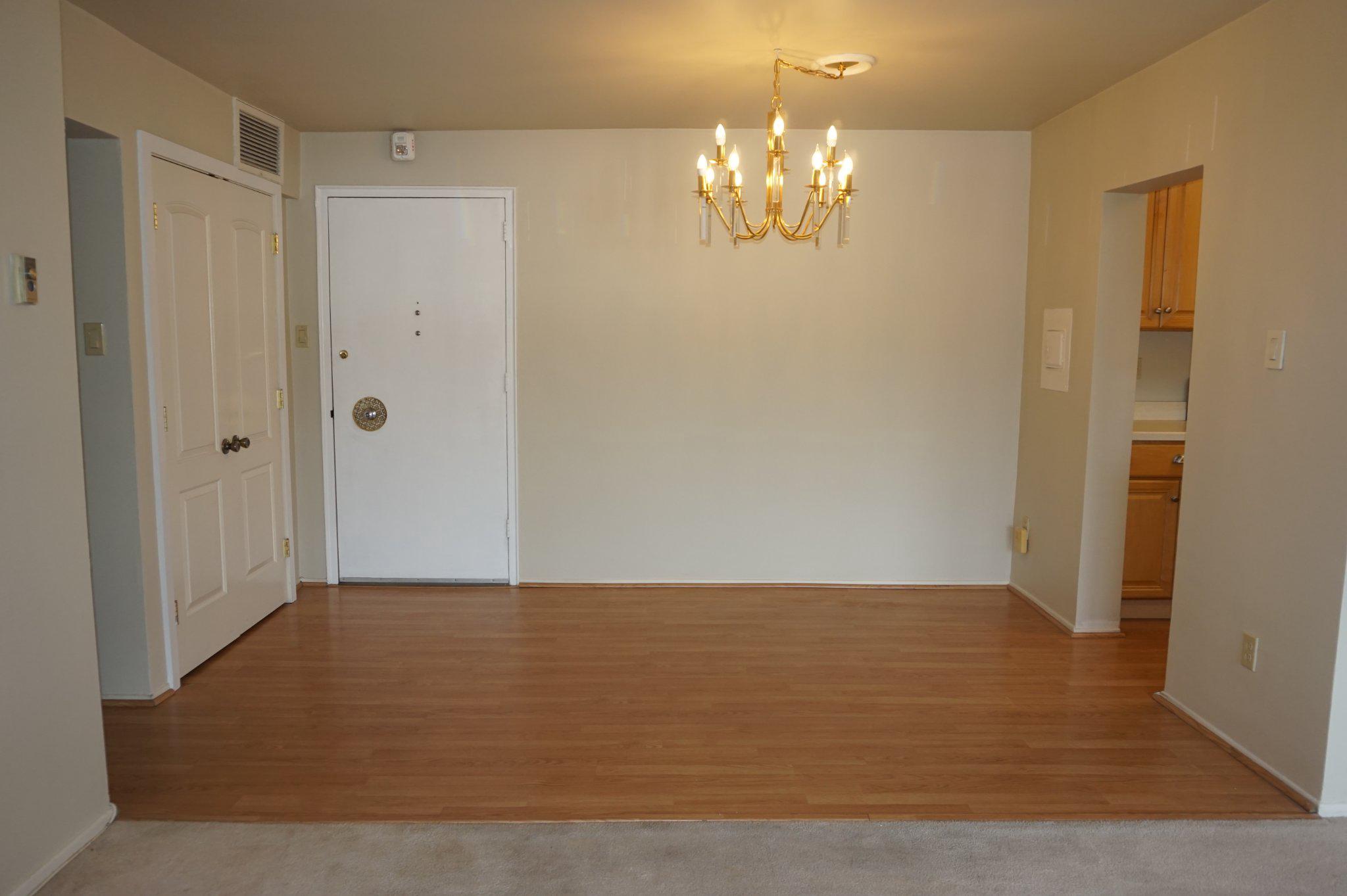 1570 The Fairway #512 E Property Photo 4
