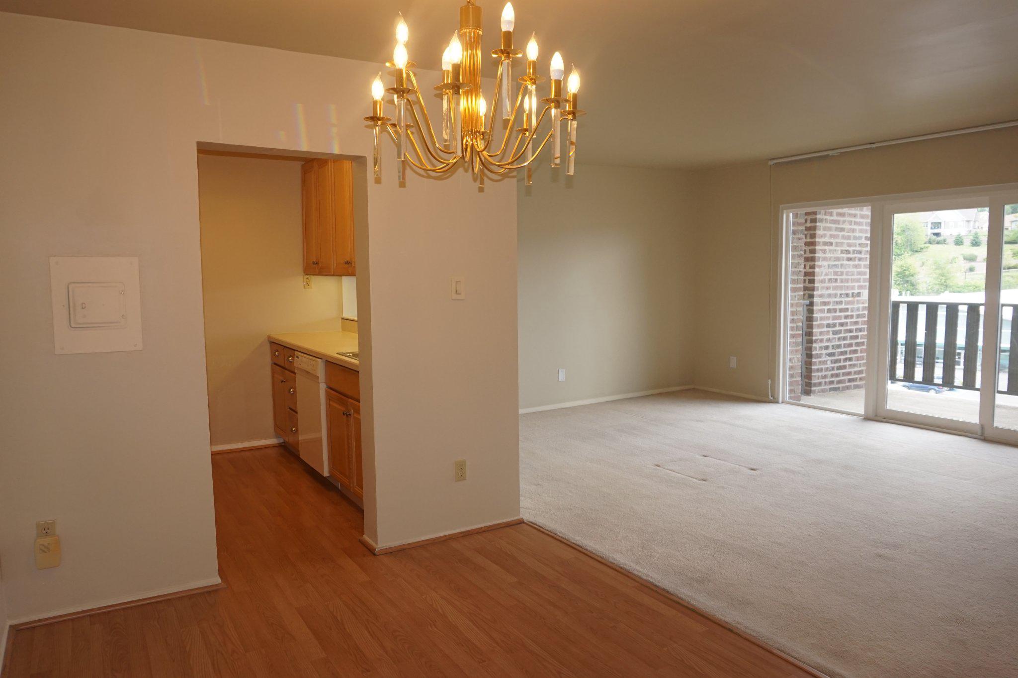 1570 The Fairway #512 E Property Photo 11