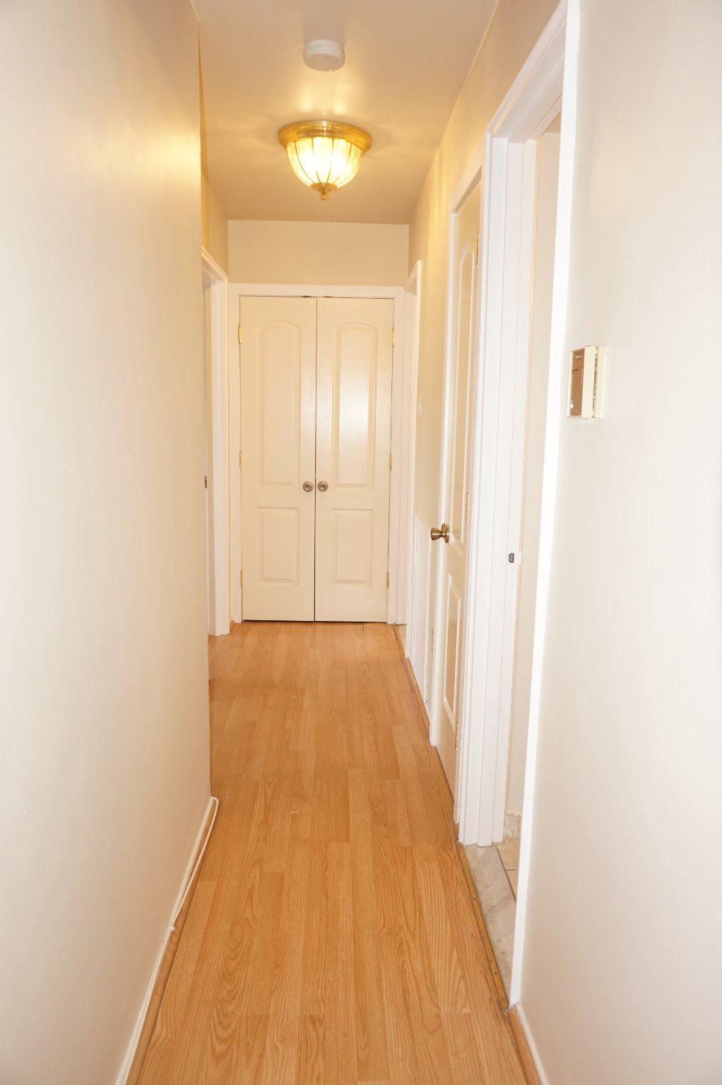 1570 The Fairway #512 E Property Photo 16