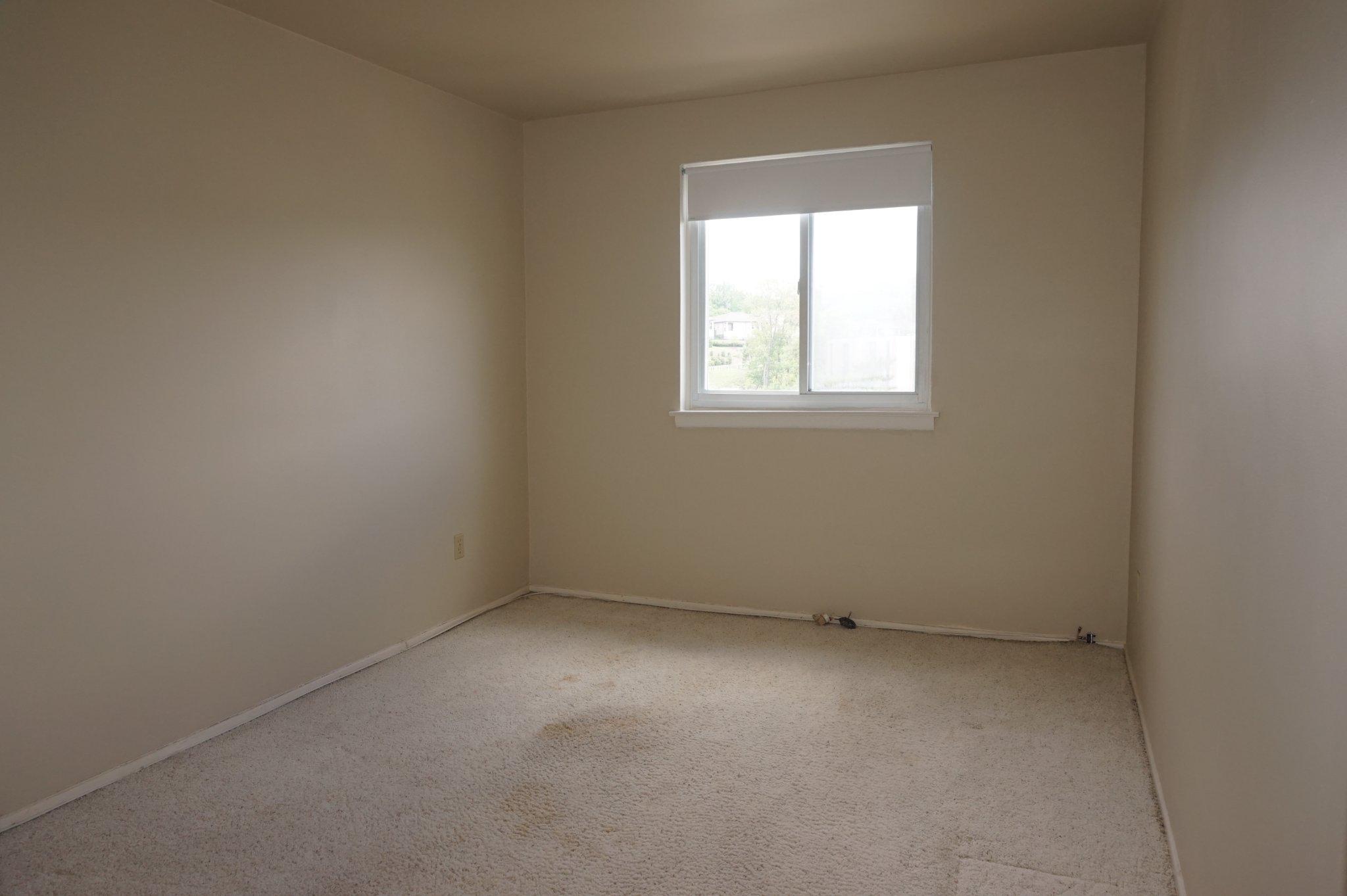 1570 The Fairway #512 E Property Photo 23