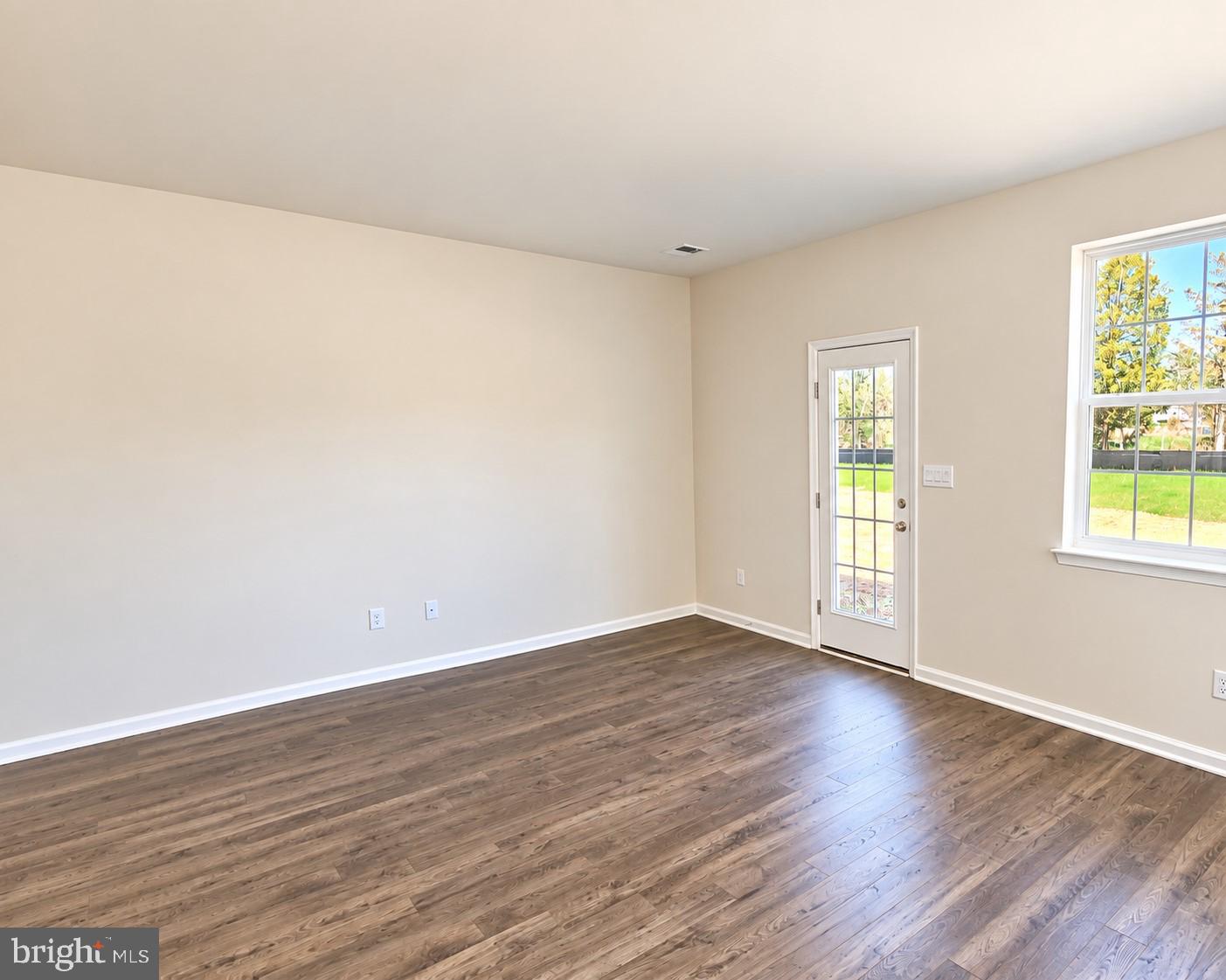 874 Peaceful Ln Property Photo 10