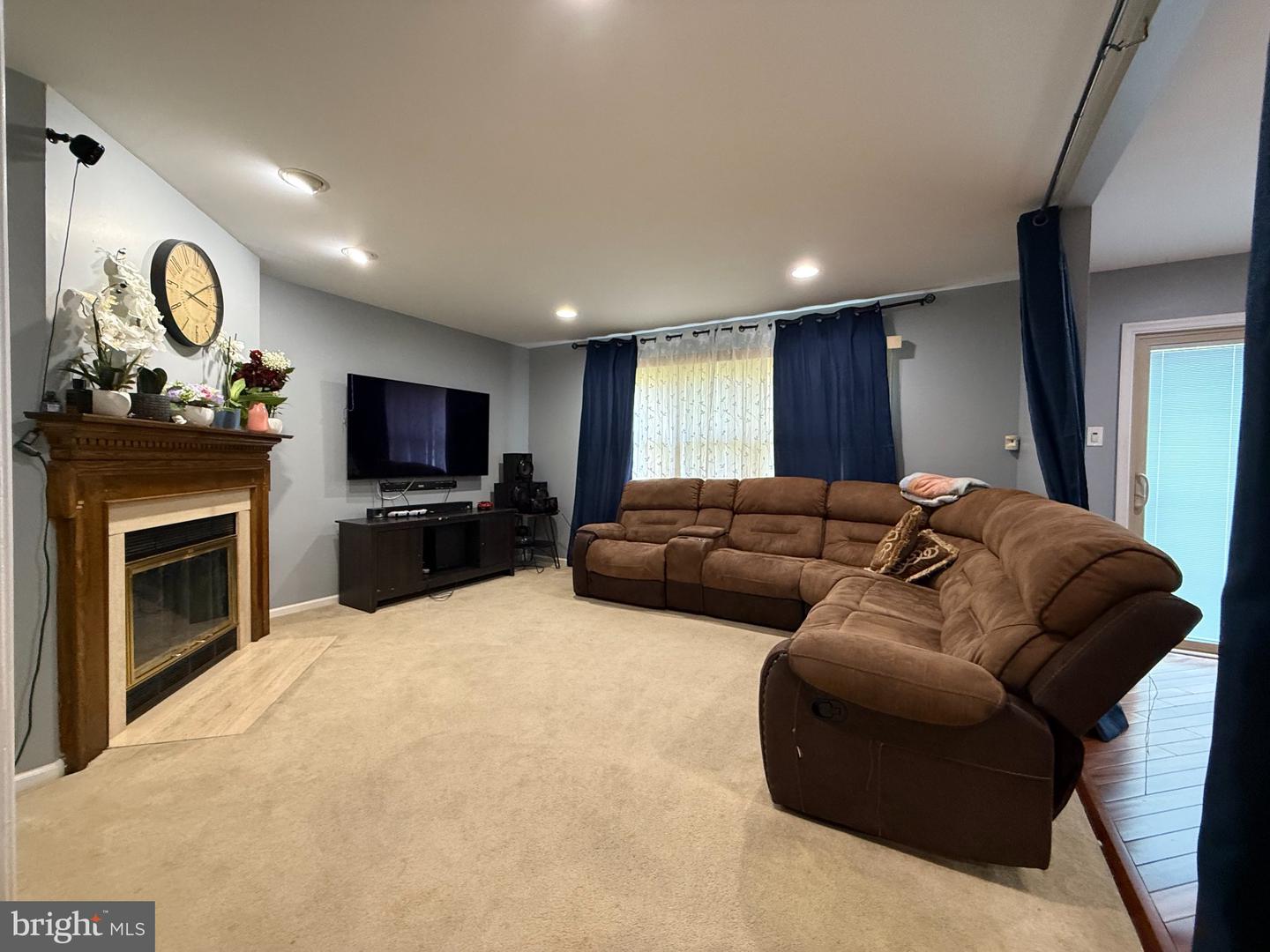 1129 Byron Ct # Property Photo 4