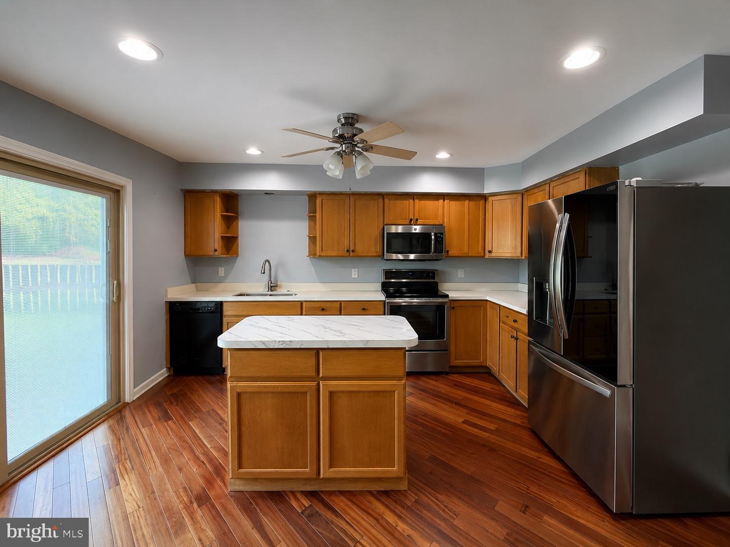 1129 Byron Ct # Property Photo 8