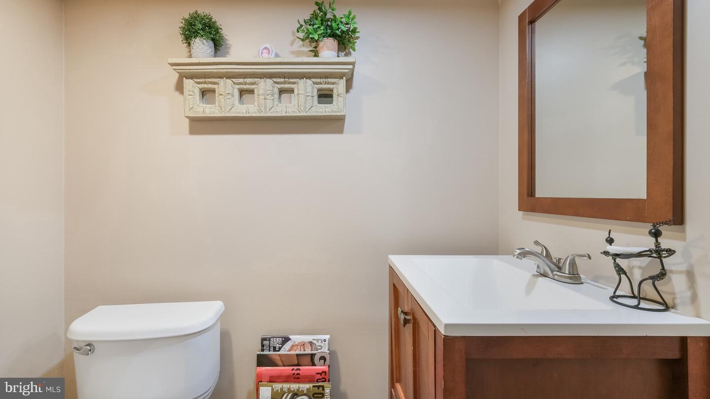 646 Green Briar Rd Property Photo 23