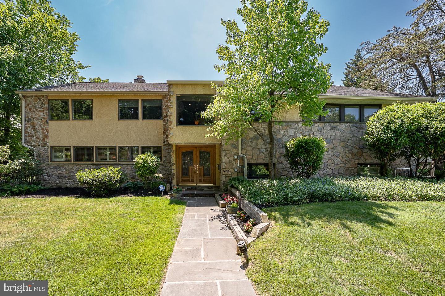 1436 Hillside Rd Property Photo 1