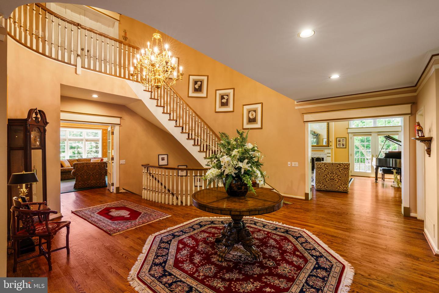 1533 Briar Hill Rd Property Photo 11
