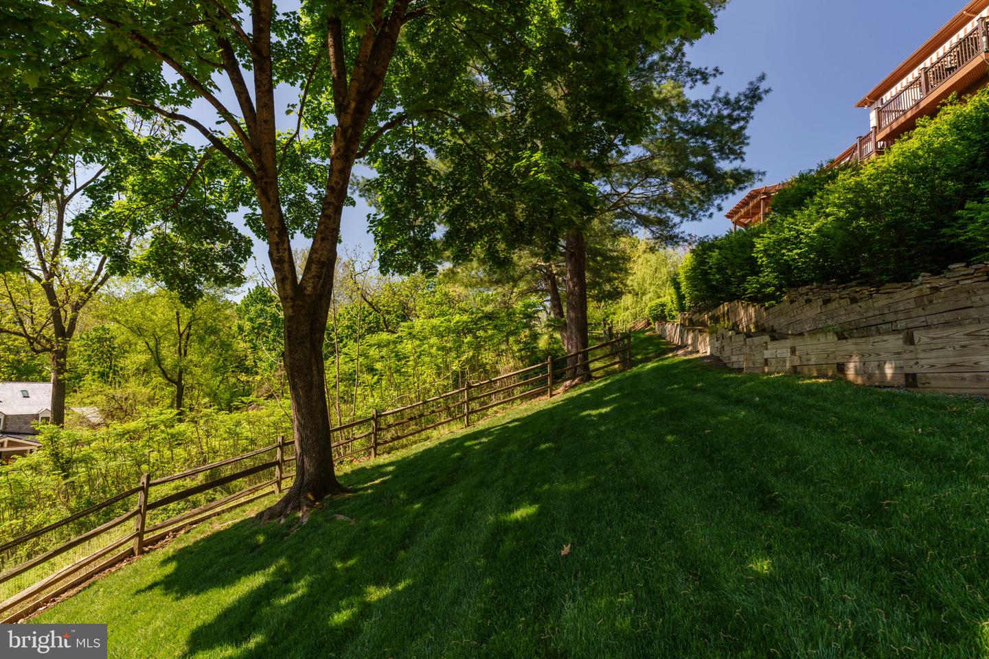 1533 Briar Hill Rd Property Photo 18