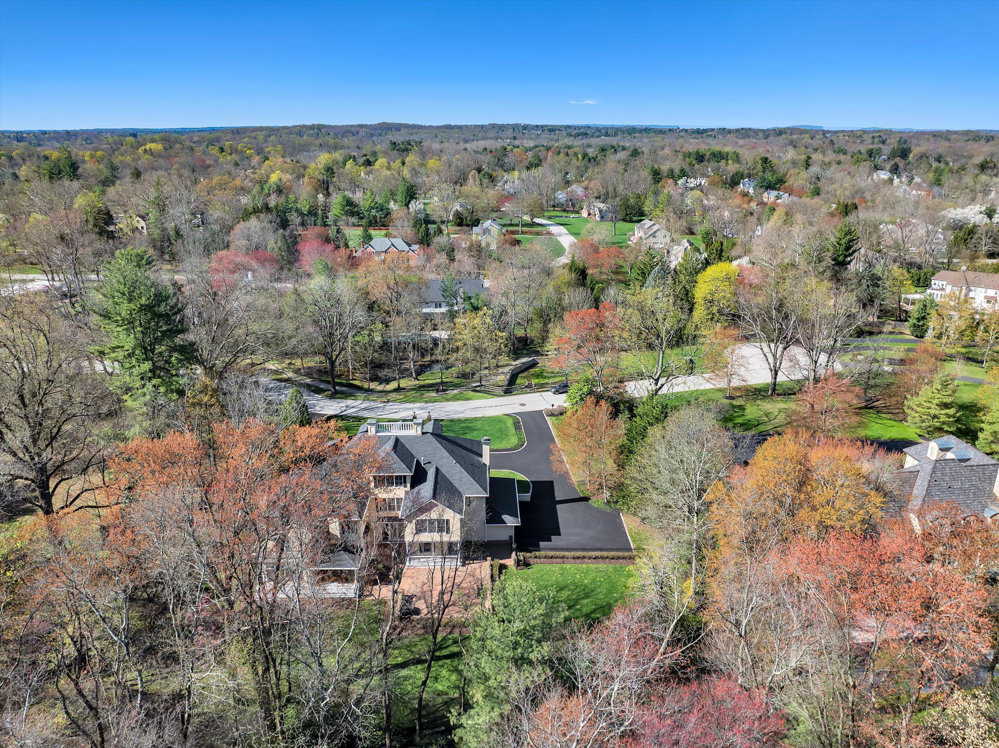 950 Pennbrooke Ln # Property Photo 6