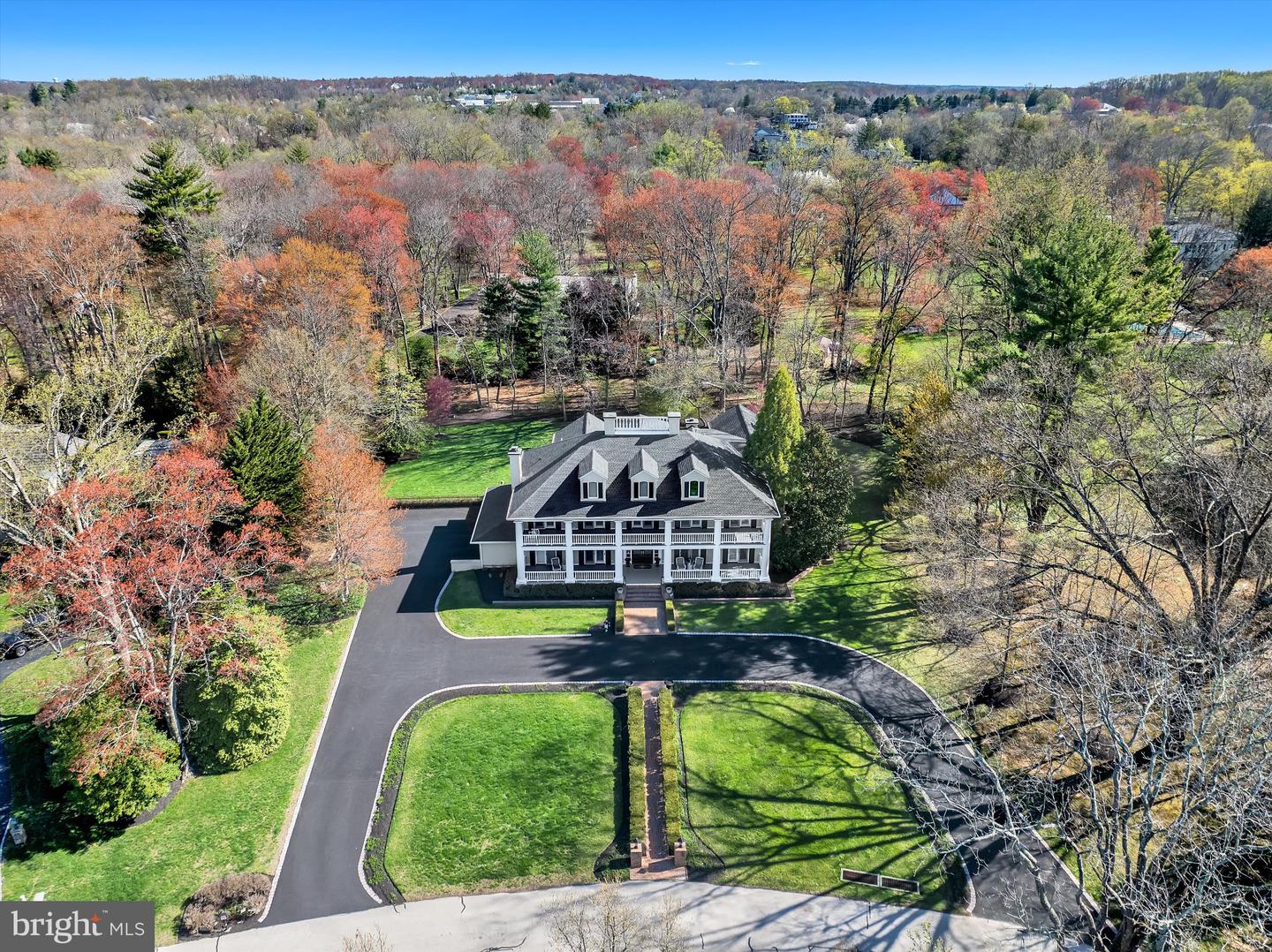 950 Pennbrooke Ln # Property Photo 8