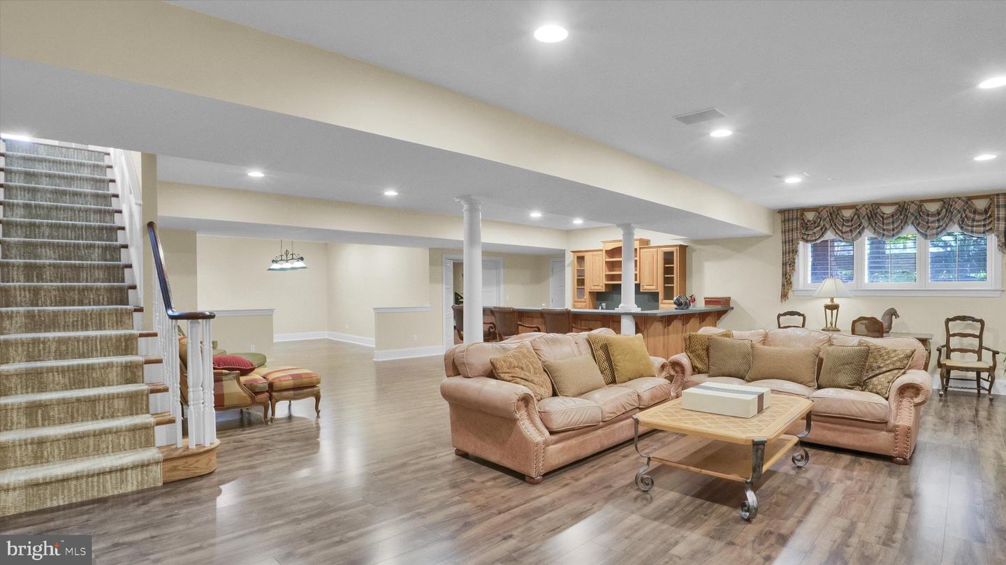 950 Pennbrooke Ln # Property Photo 72