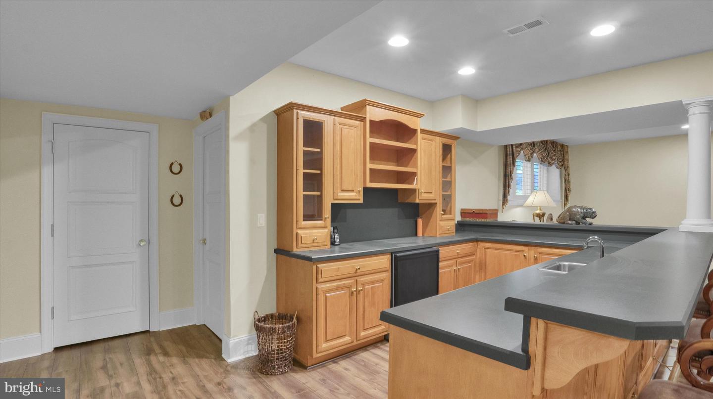950 Pennbrooke Ln # Property Photo 75