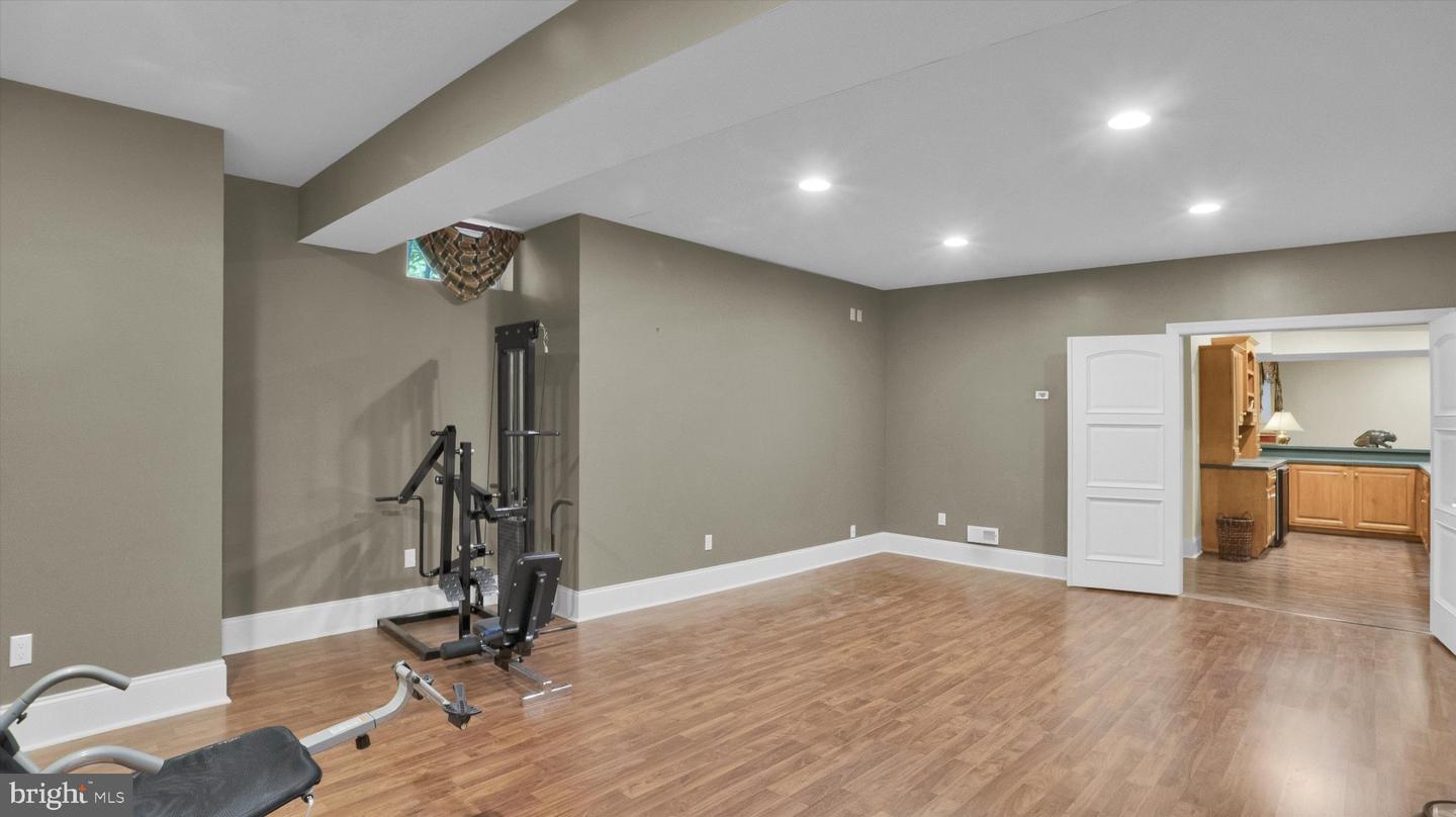 950 Pennbrooke Ln # Property Photo 78