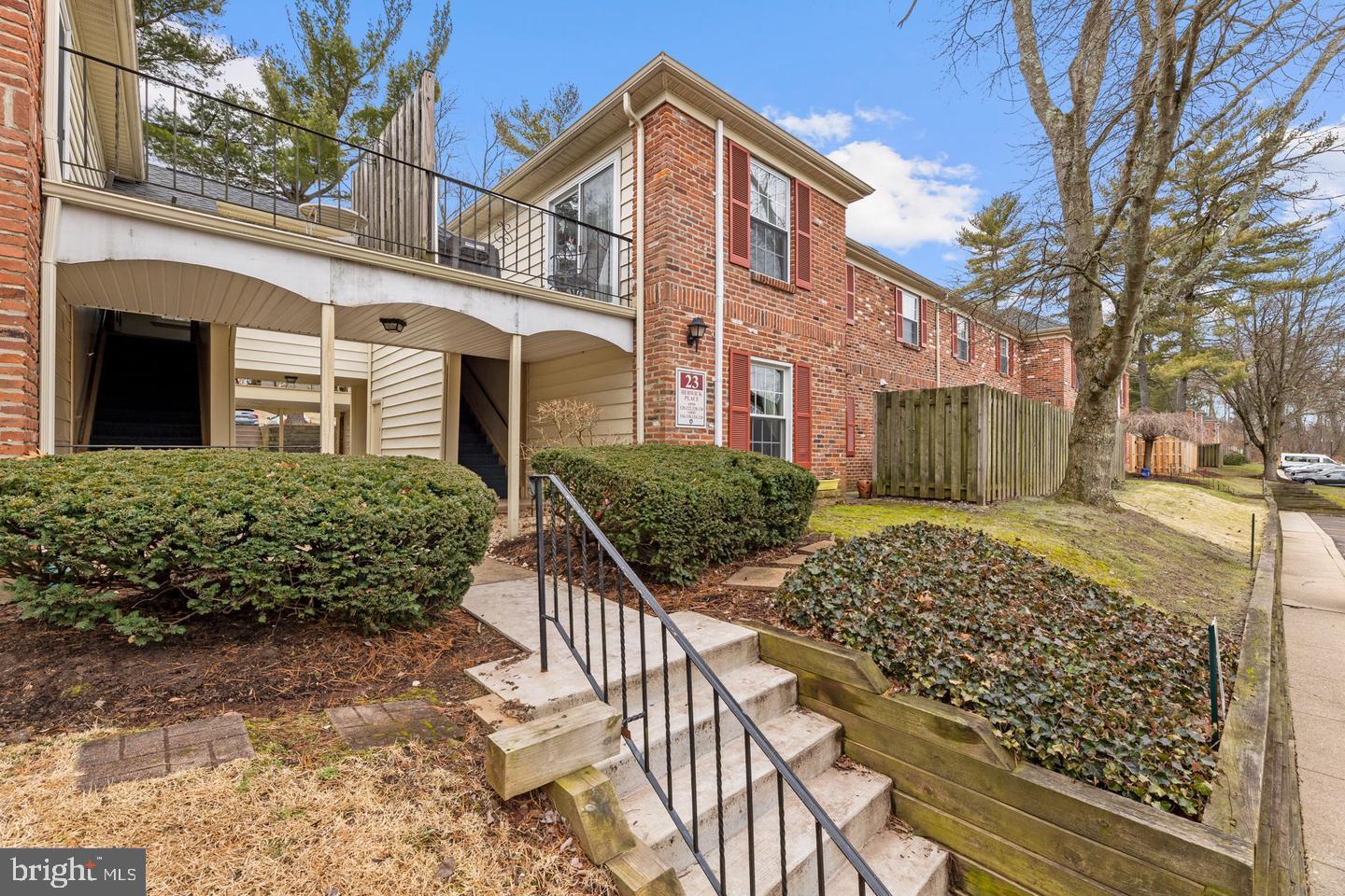 126 Berwick Pl #23b Property Photo 1