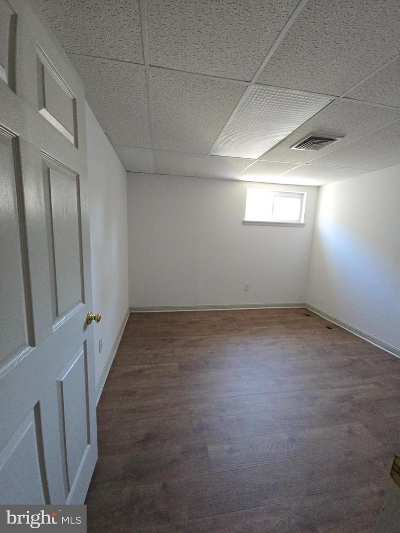 2816 Limekiln Pike Property Photo 6