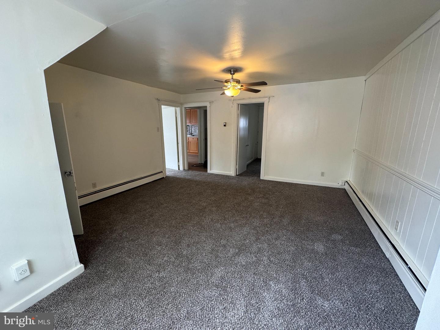 261 N York St #carriage House Property Photo 5