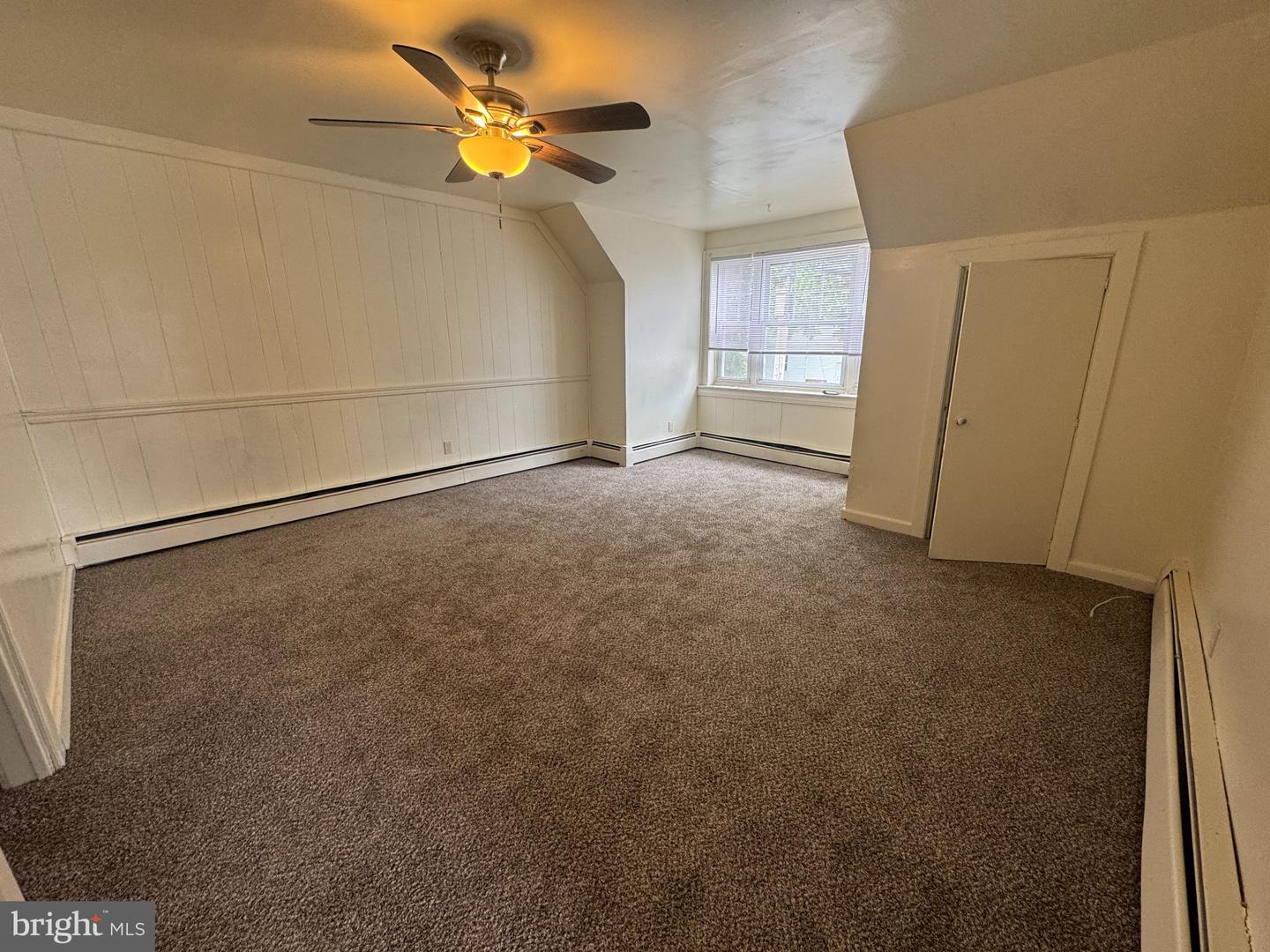 261 N York St #carriage House Property Photo 6