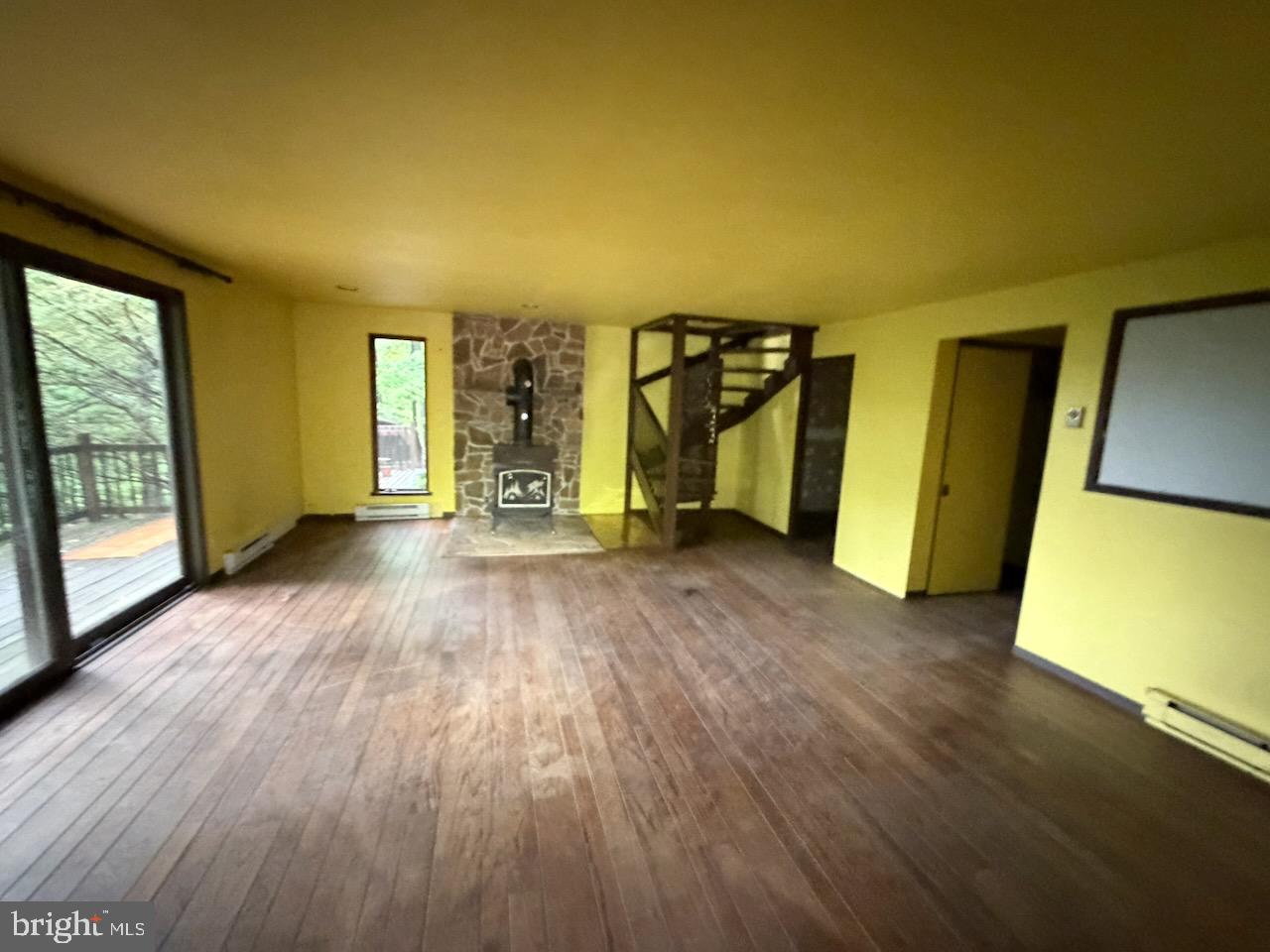 10 Ryanford Rd Property Photo 18