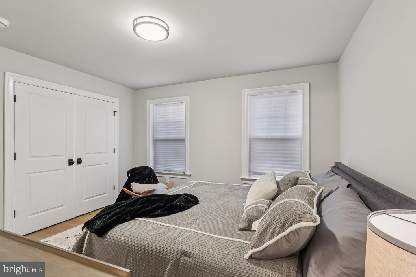 115 2nd Ave Property Photo 55