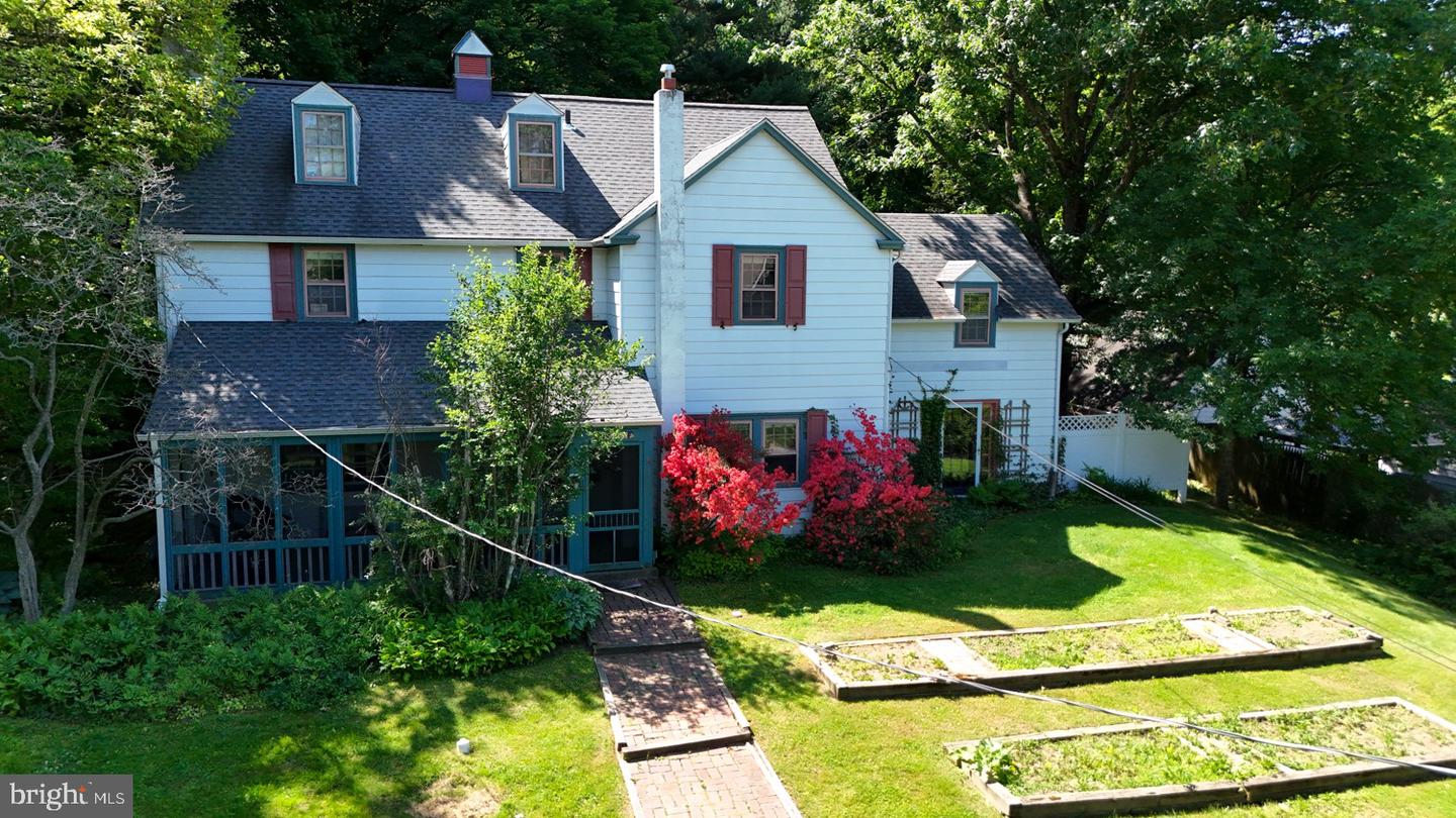 2701 Alden Rd Property Photo 3
