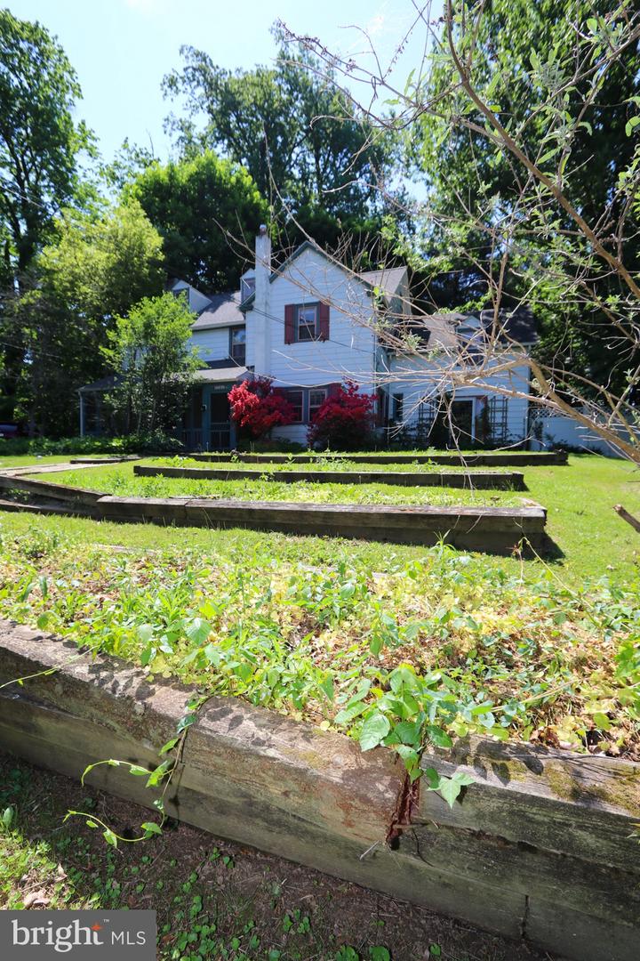 2701 Alden Rd Property Photo 7