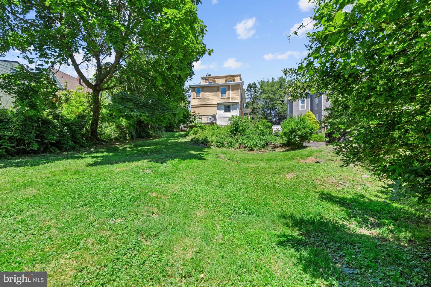 242 E Church Rd Property Photo 28