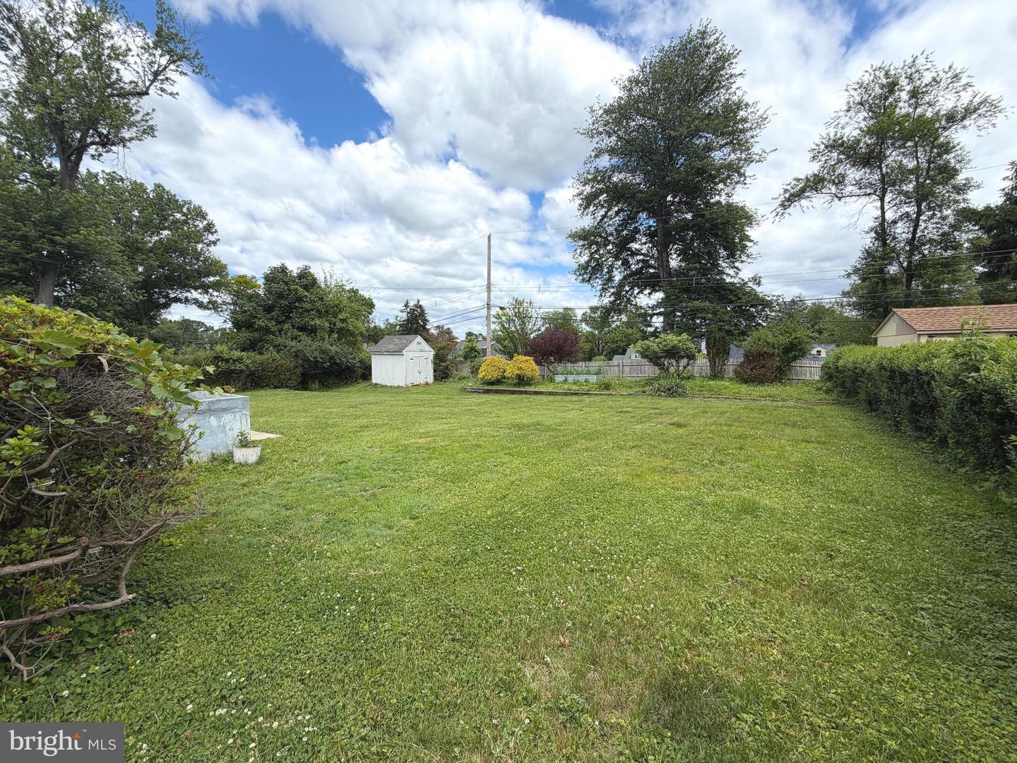 1207 Greenhill Rd Property Photo 9