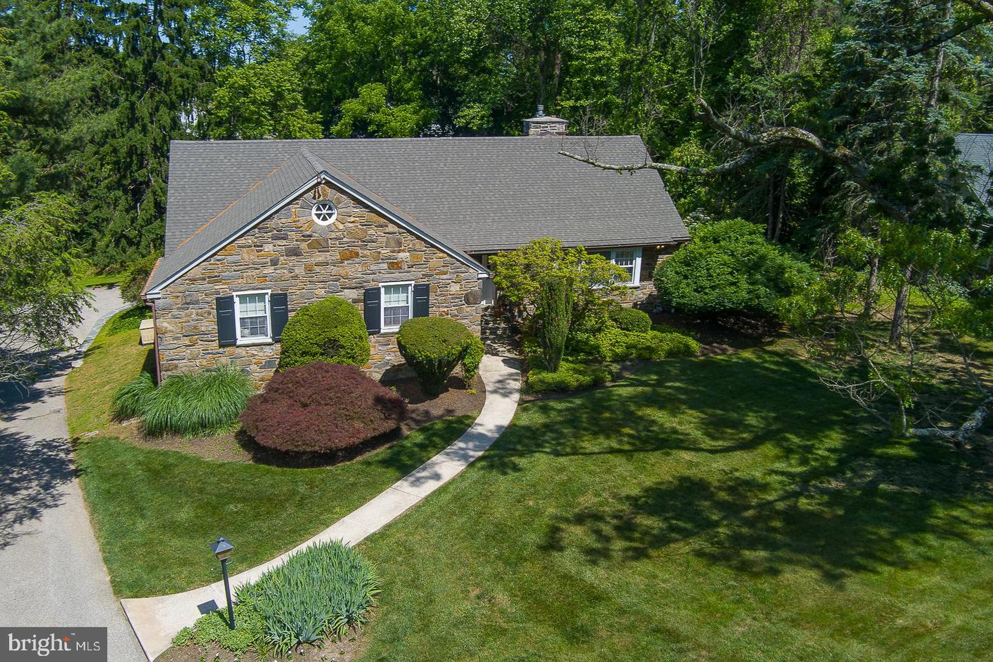 1125 Hillcrest Rd Property Photo 34